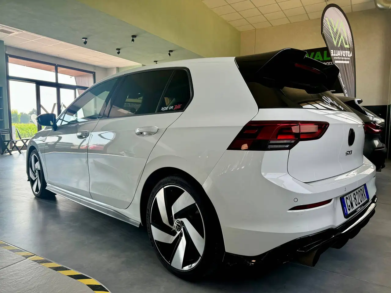 Volkswagen Golf GTI